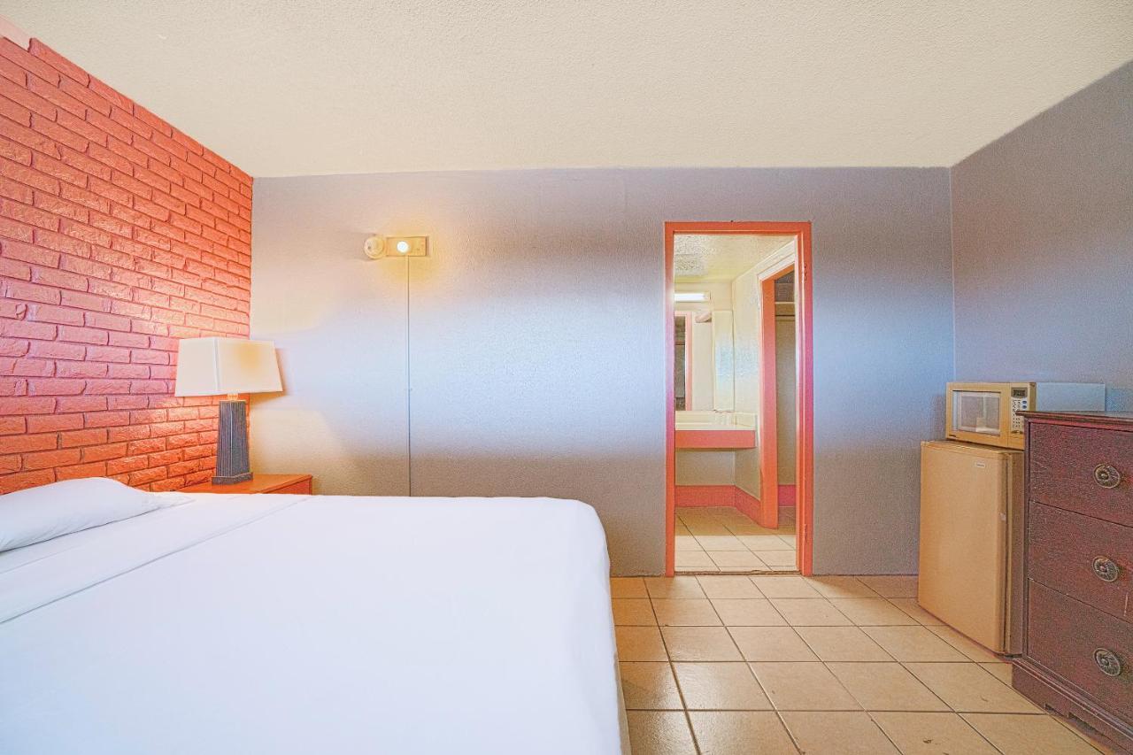 Town & Country Motel Bossier City By Oyo Exteriér fotografie